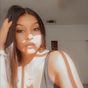 Meet your Posher, Mayra